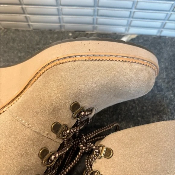 Toms Gray Ankle Boots with Wedge Heel - Picture 5 of 8